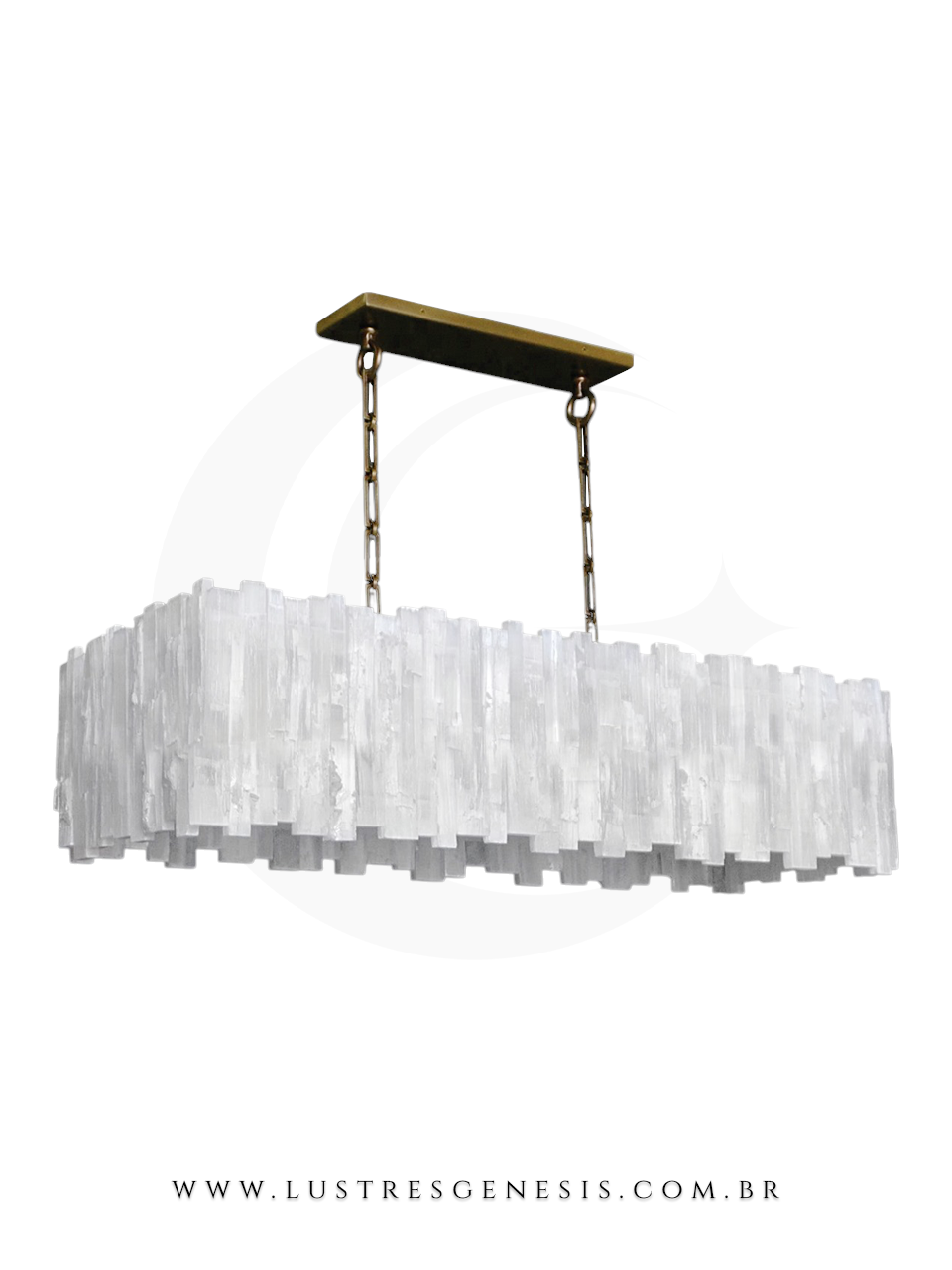 Luminária pendente de design escandinavo, com base de metal e cúpula retangular de pedras brancas translúcidas.